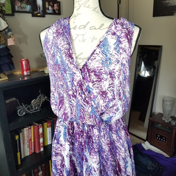 Converse Paisley Dress - Picture 3 of 8
